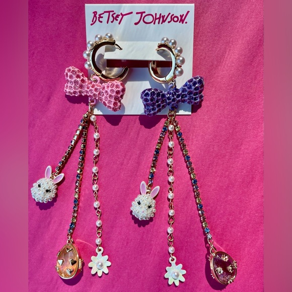 *SOLD on other platform* Betsey Johnson Easter SOMEBUNNYS BABY BOW EGG EARRINGS - Picture 3 of 9